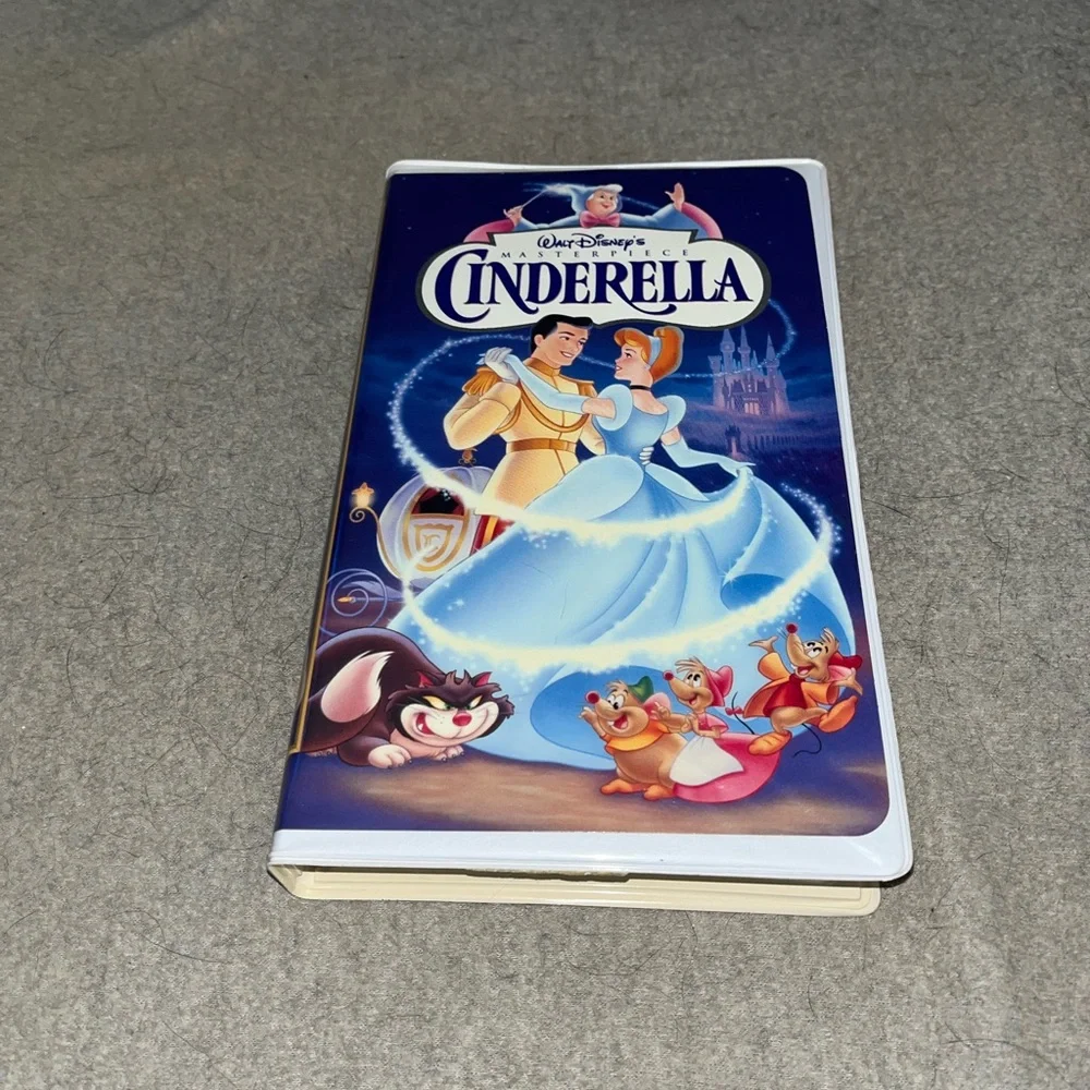 Disney’s Masterpiece Collection Cinderella VHS Movie 5265